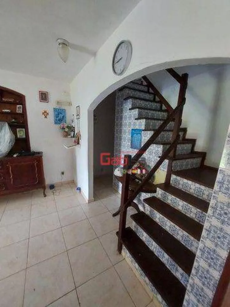 Casa, 5 quartos, 250 m² - Foto 4
