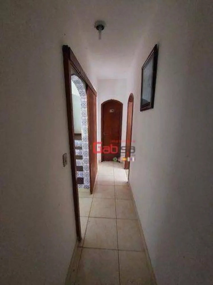 Casa, 5 quartos, 250 m² - Foto 1
