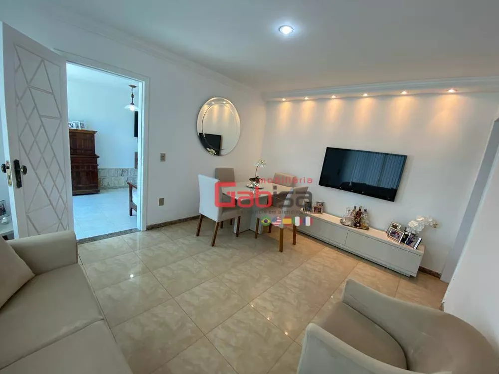 Casa à venda com 4 quartos, 300m² - Foto 3