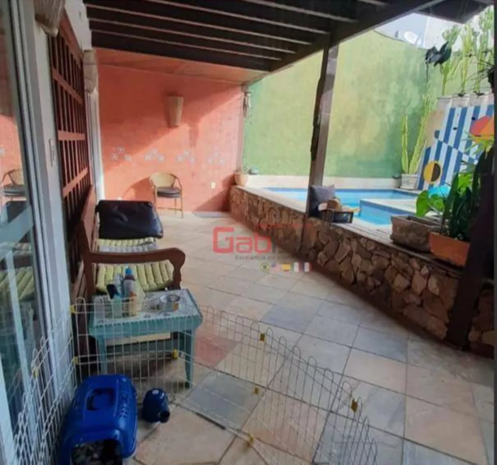 Casa, 5 quartos, 200 m² - Foto 30