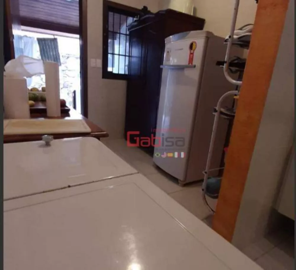 Casa, 5 quartos, 200 m² - Foto 4