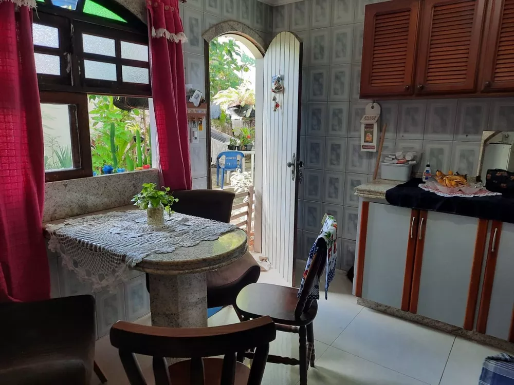 Casa, 7 quartos, 200 m² - Foto 4