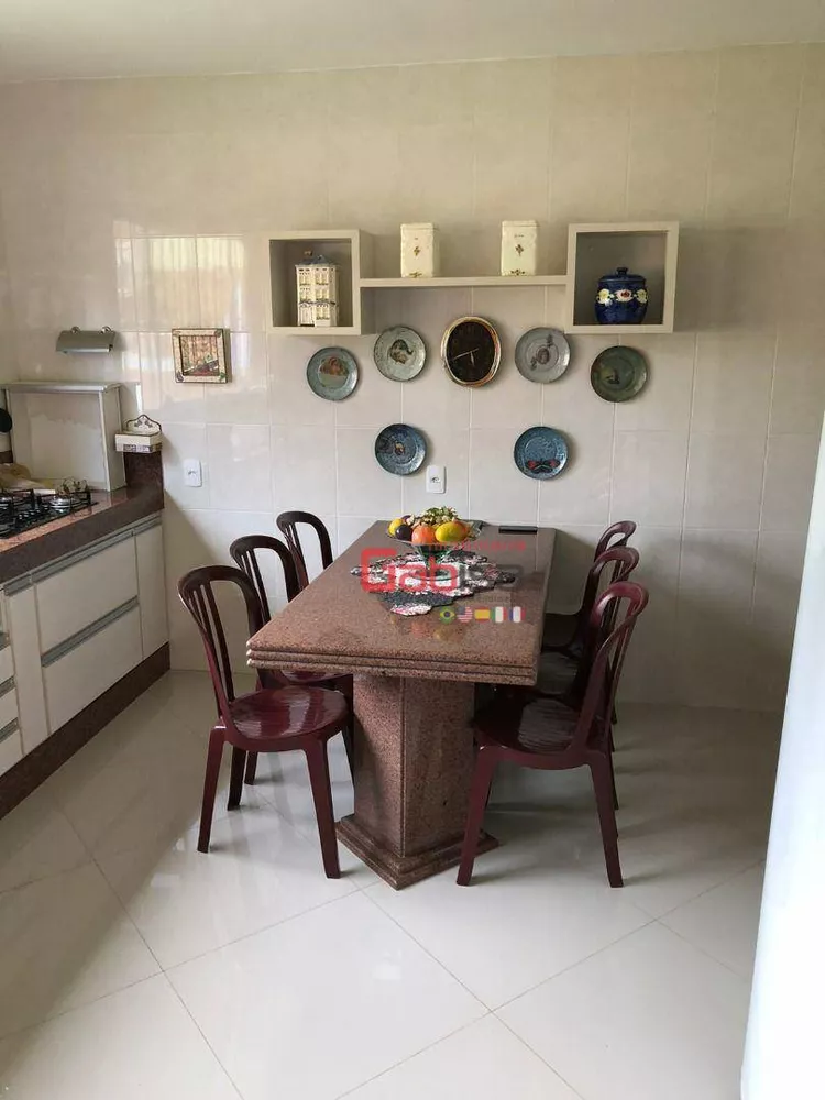 Casa, 4 quartos, 320 m² - Foto 25