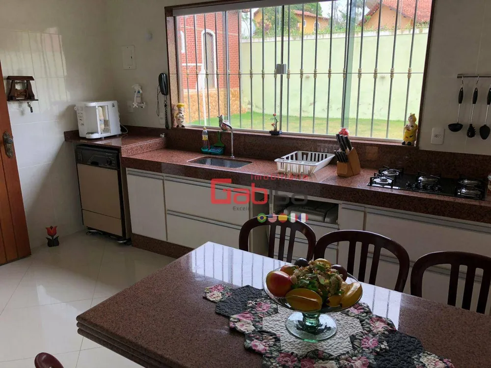 Casa, 4 quartos, 320 m² - Foto 32