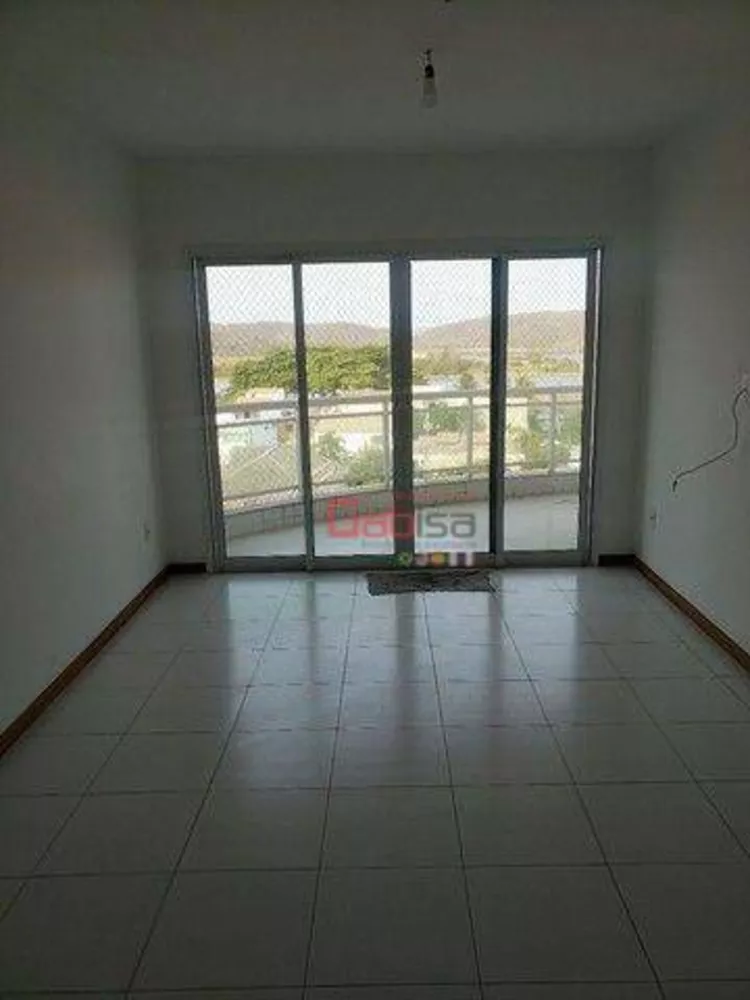 Cobertura, 3 quartos, 205 m² - Foto 2