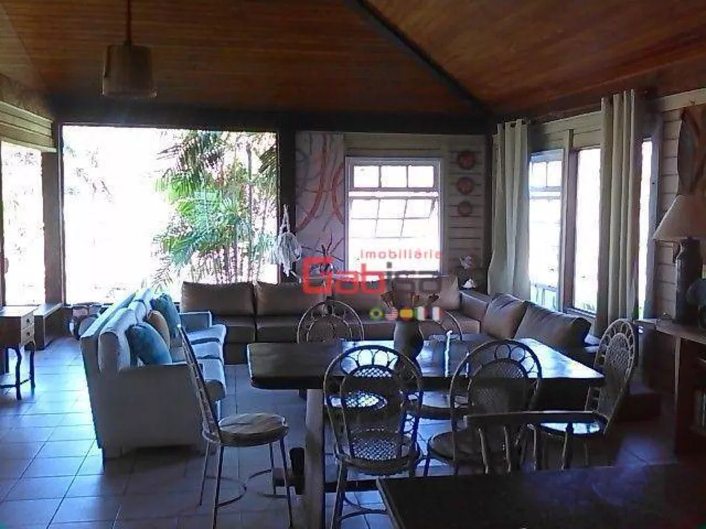 Casa, 6 quartos, 250 m² - Foto 22