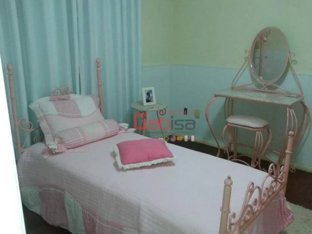 Casa, 3 quartos, 200 m² - Foto 9