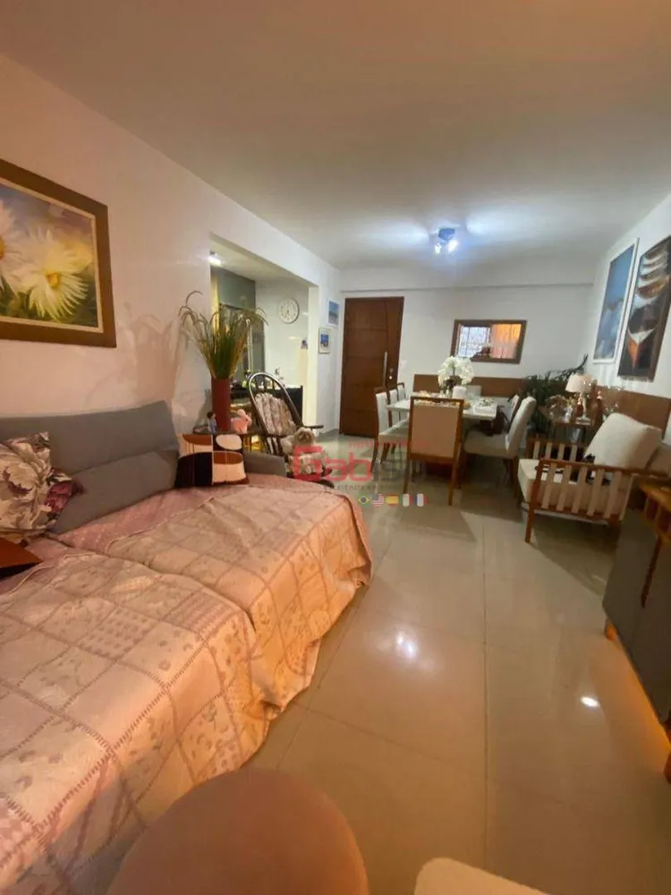 Apartamento, 3 quartos, 155 m² - Foto 2
