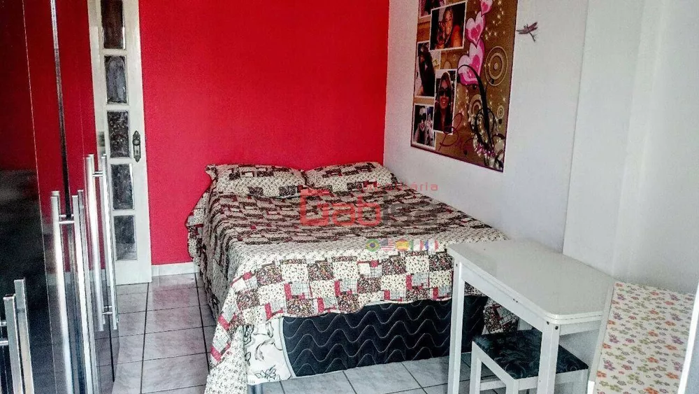 Casa, 5 quartos, 218 m² - Foto 3