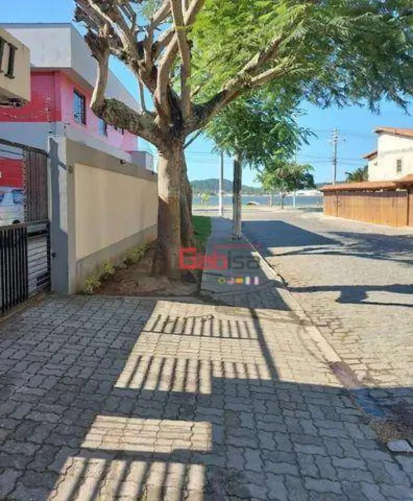 Apartamento à venda com 2 quartos, 90m² - Foto 1