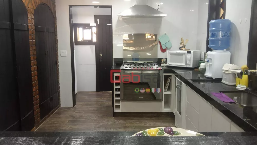 Casa, 8 quartos, 700 m² - Foto 28