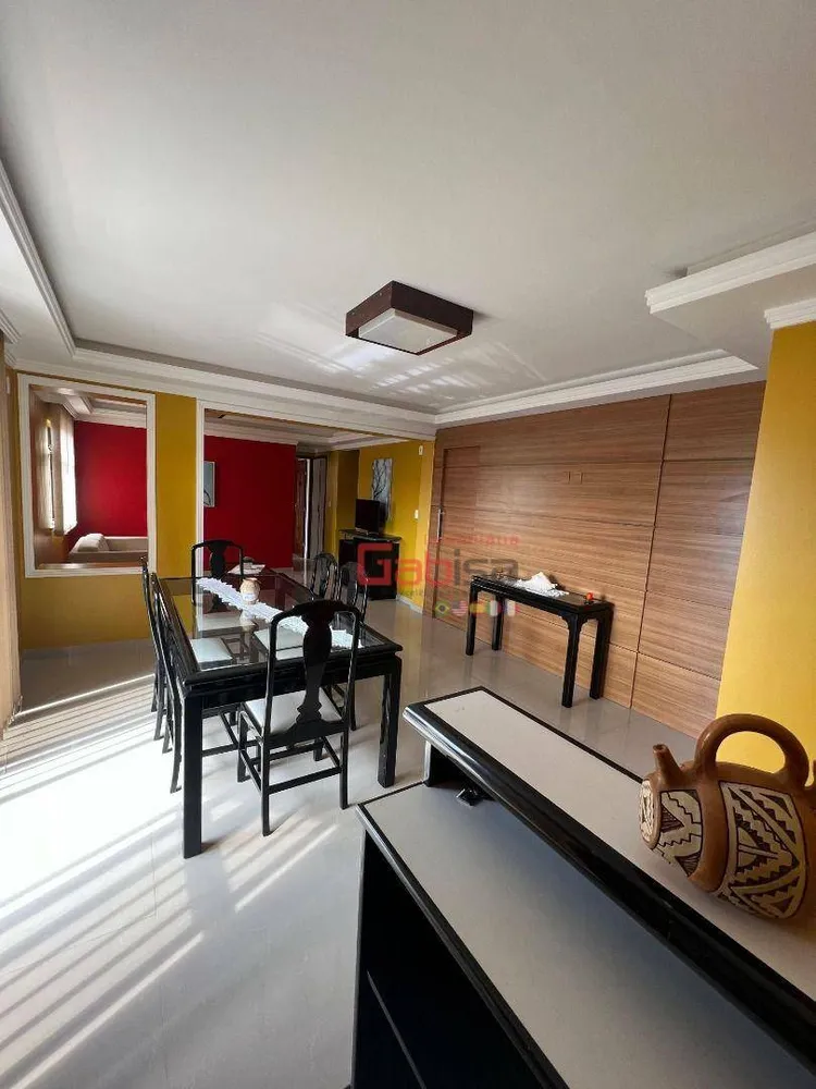 Cobertura, 4 quartos, 270 m² - Foto 4