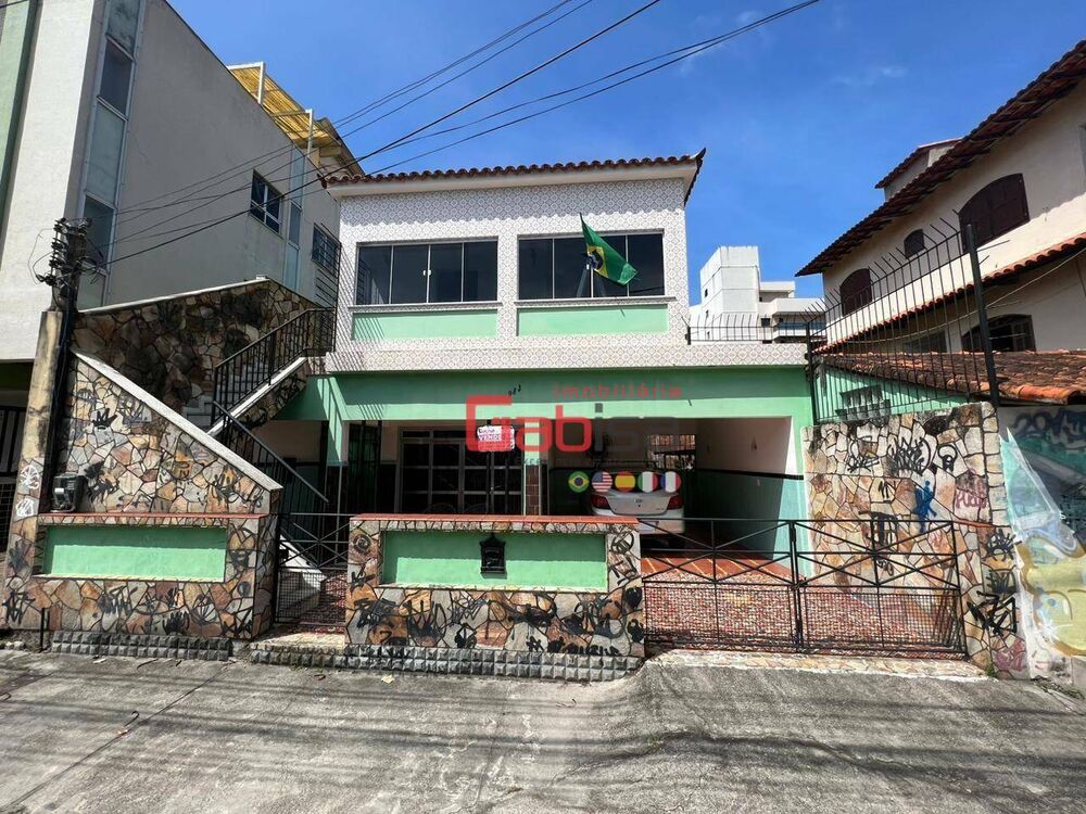 Casa, 8 quartos, 220 m² - Foto 1