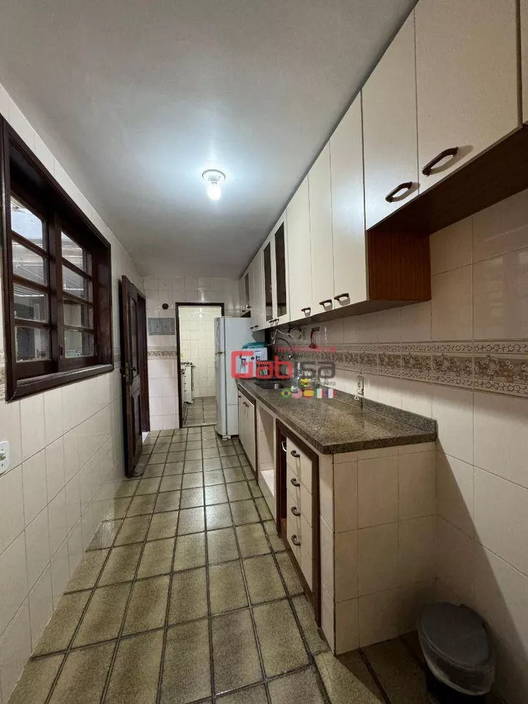 Cobertura, 5 quartos, 246 m² - Foto 3