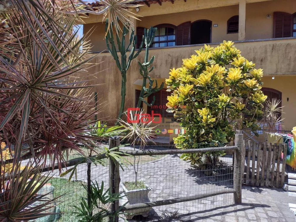 Casa, 6 quartos, 235 m² - Foto 8