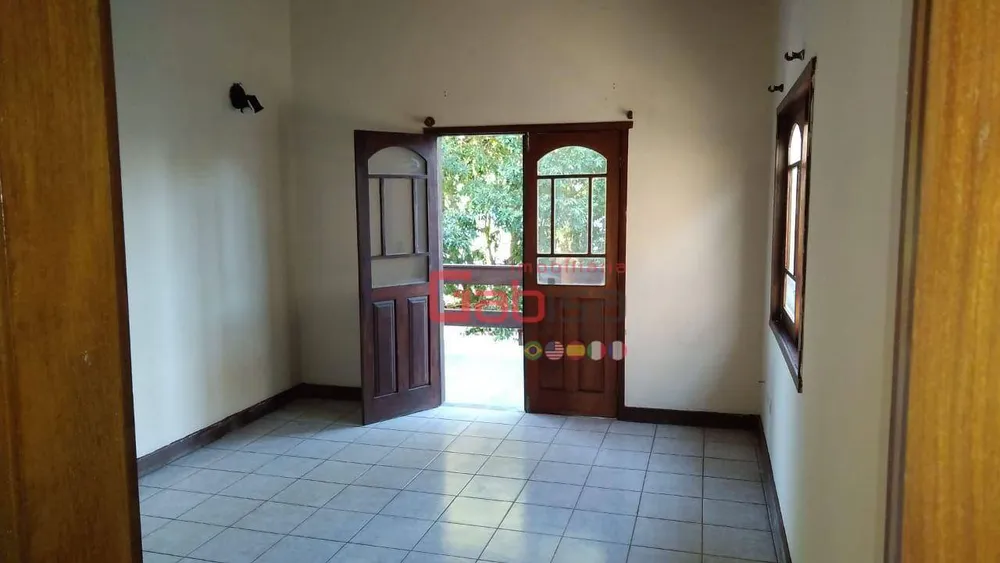 Casa, 3 quartos, 360 m² - Foto 1