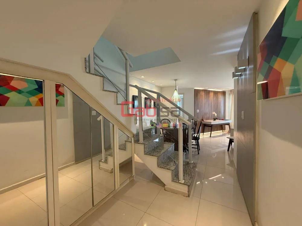 Cobertura, 3 quartos, 205 m² - Foto 6