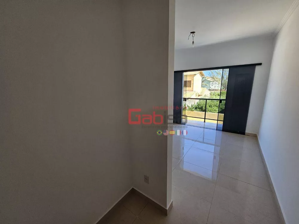 Casa, 4 quartos, 135 m² - Foto 1
