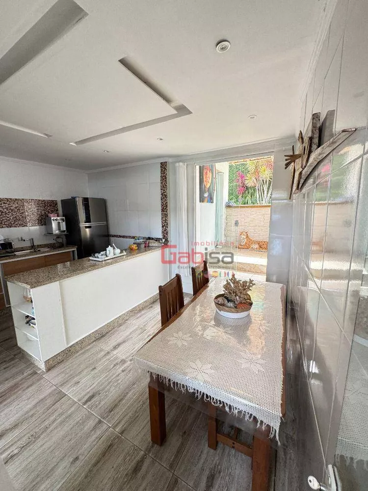 Casa, 7 quartos, 250 m² - Foto 9