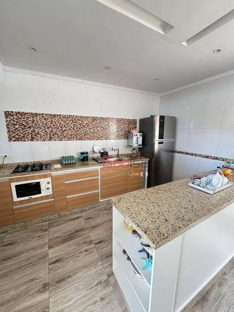 Casa, 7 quartos, 250 m² - Foto 23