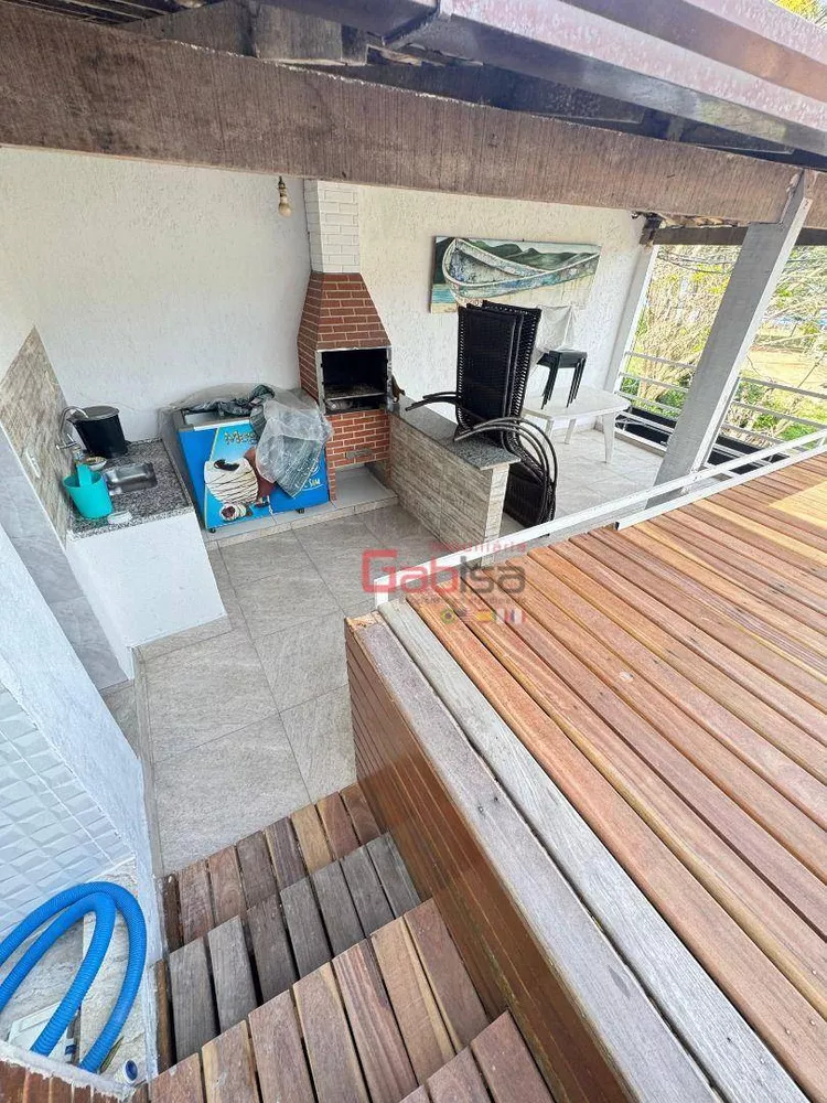 Casa, 7 quartos, 250 m² - Foto 1