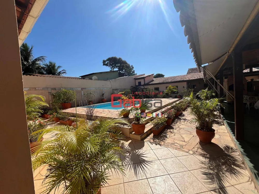 Casa, 5 quartos, 145 m² - Foto 1