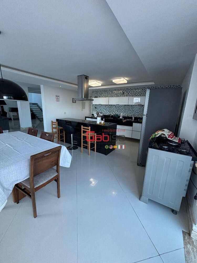 Cobertura à venda com 3 quartos, 620m² - Foto 4