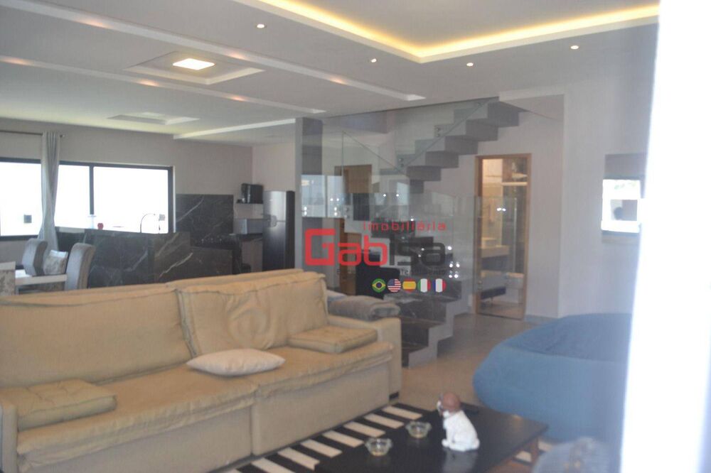 Casa de Condomínio à venda com 4 quartos, 210m² - Foto 3