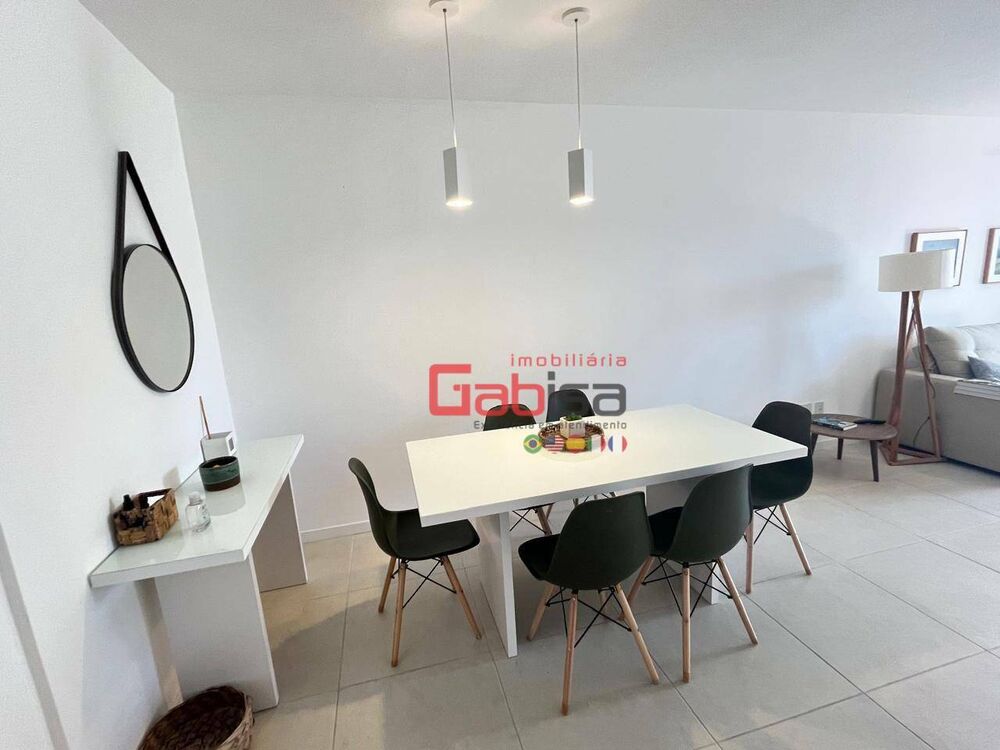 Apartamento à venda com 2 quartos, 80m² - Foto 2