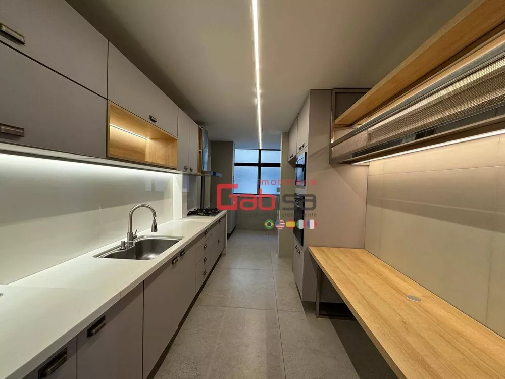 Apartamento, 3 quartos, 250 m² - Foto 7
