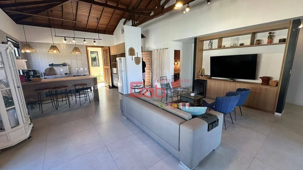 Casa de Condomínio, 4 quartos - Foto 1