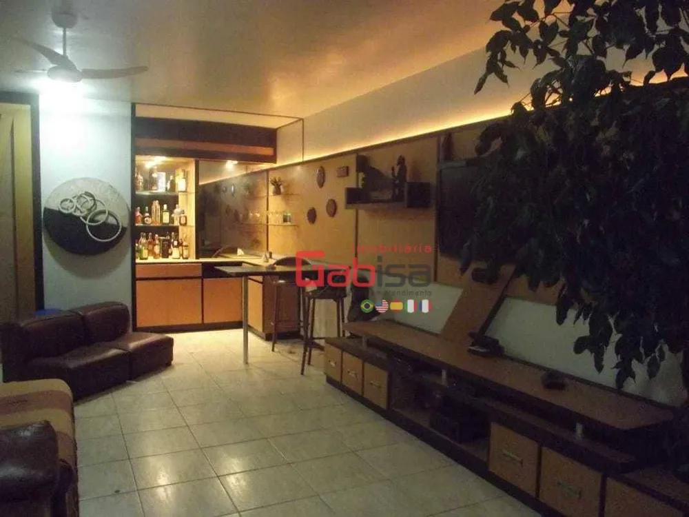 Cobertura, 3 quartos, 220 m² - Foto 1