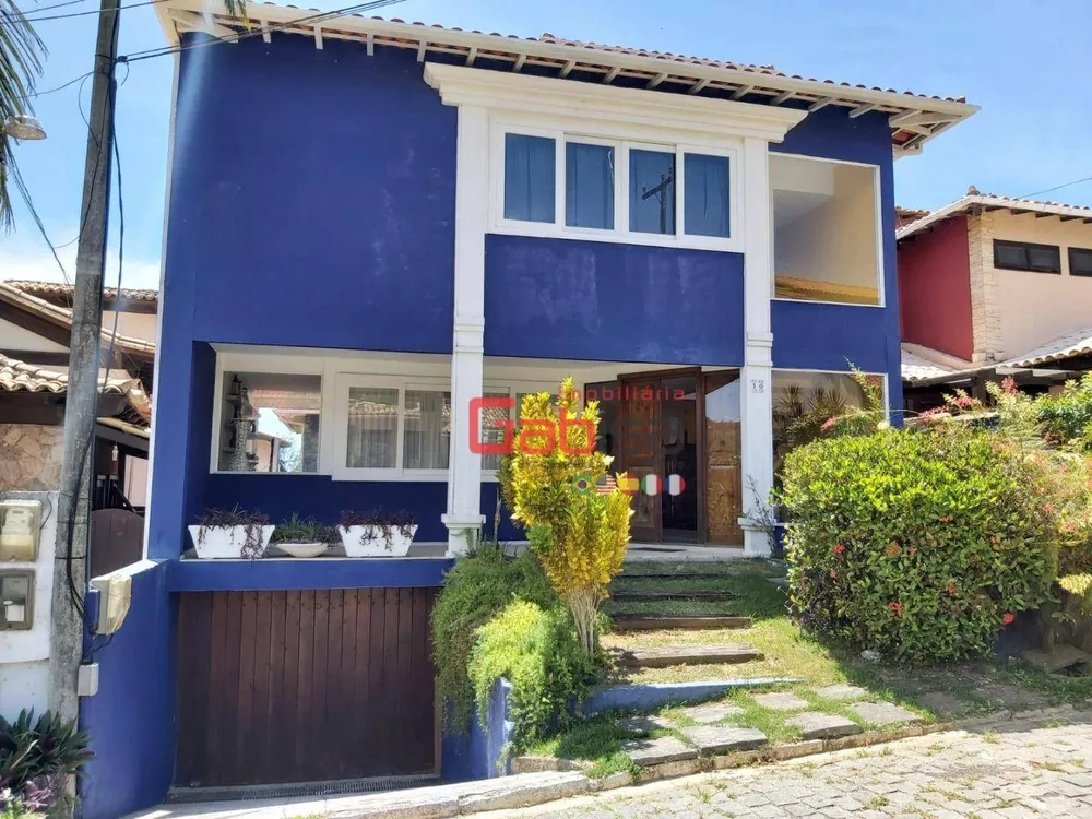 Casa de Condomínio à venda com 7 quartos, 300m² - Foto 1