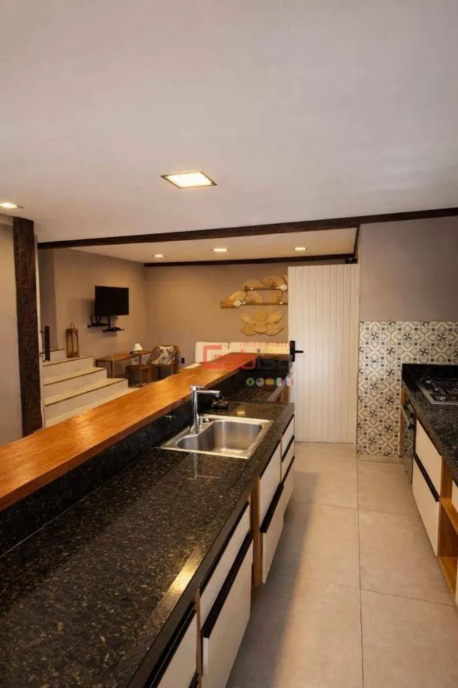 Casa, 6 quartos, 290 m² - Foto 8
