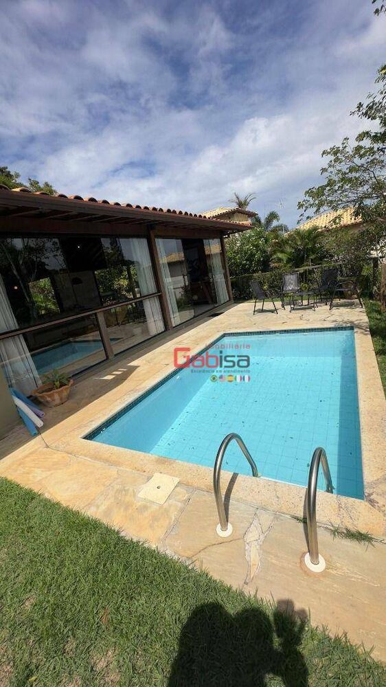 Casa à venda com 2 quartos, 160m² - Foto 1