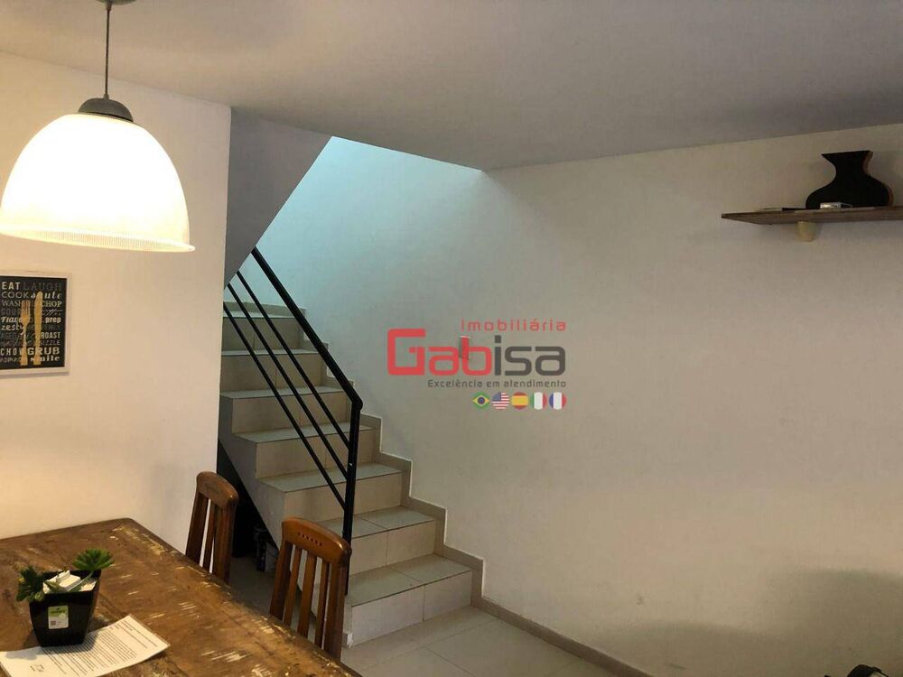 Casa à venda com 4 quartos, 119m² - Foto 3