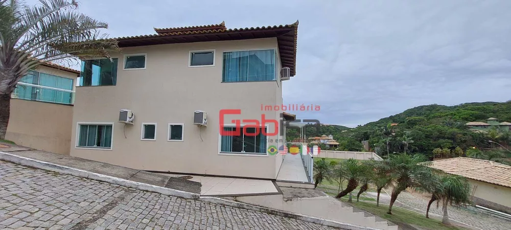 Casa à venda com 4 quartos, 220m² - Foto 4