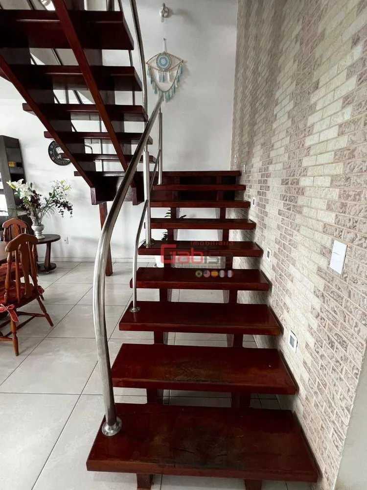 Casa, 6 quartos, 361 m² - Foto 35