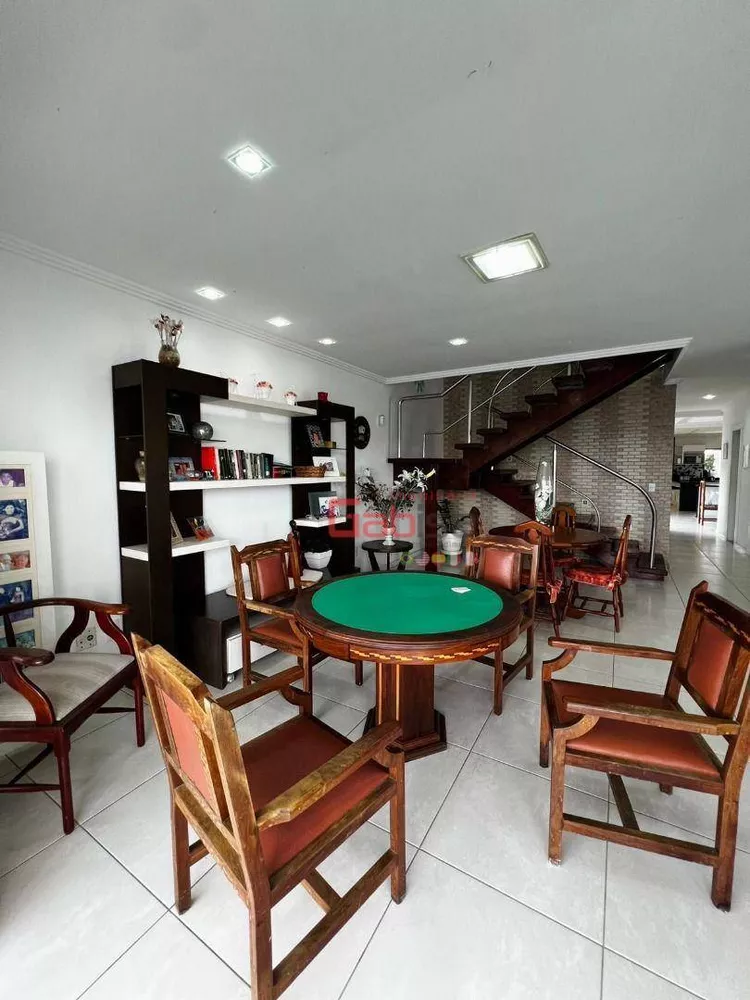 Casa, 6 quartos, 361 m² - Foto 14
