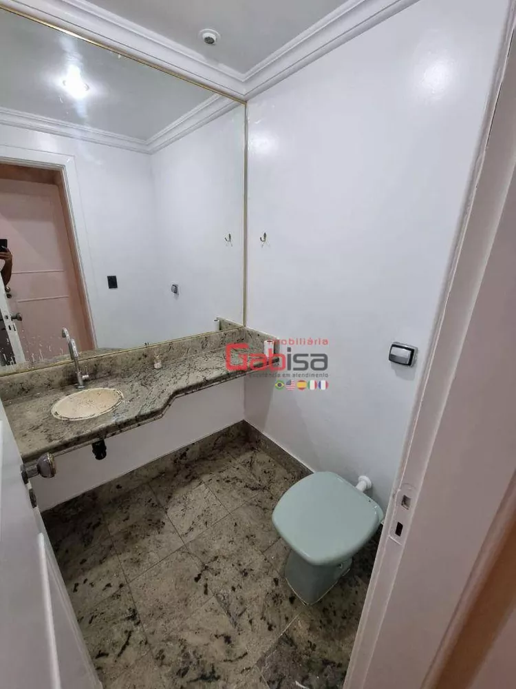 Apartamento, 3 quartos, 230 m² - Foto 2