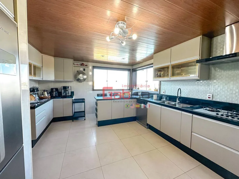 Casa, 6 quartos, 1000 m² - Foto 3