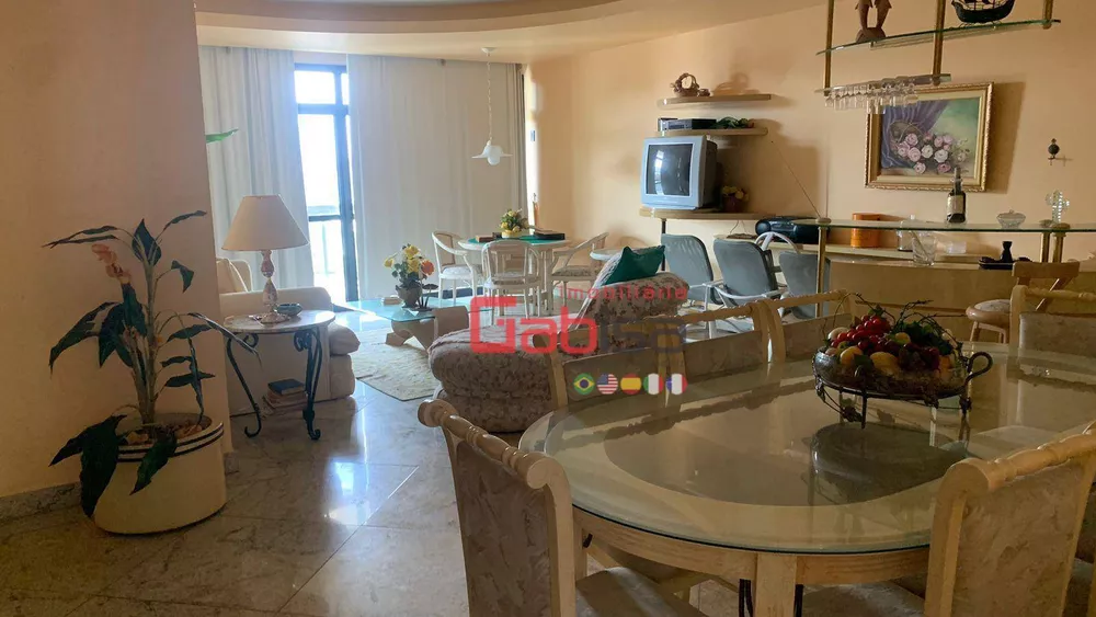 Apartamento à venda com 3 quartos, 251m² - Foto 4