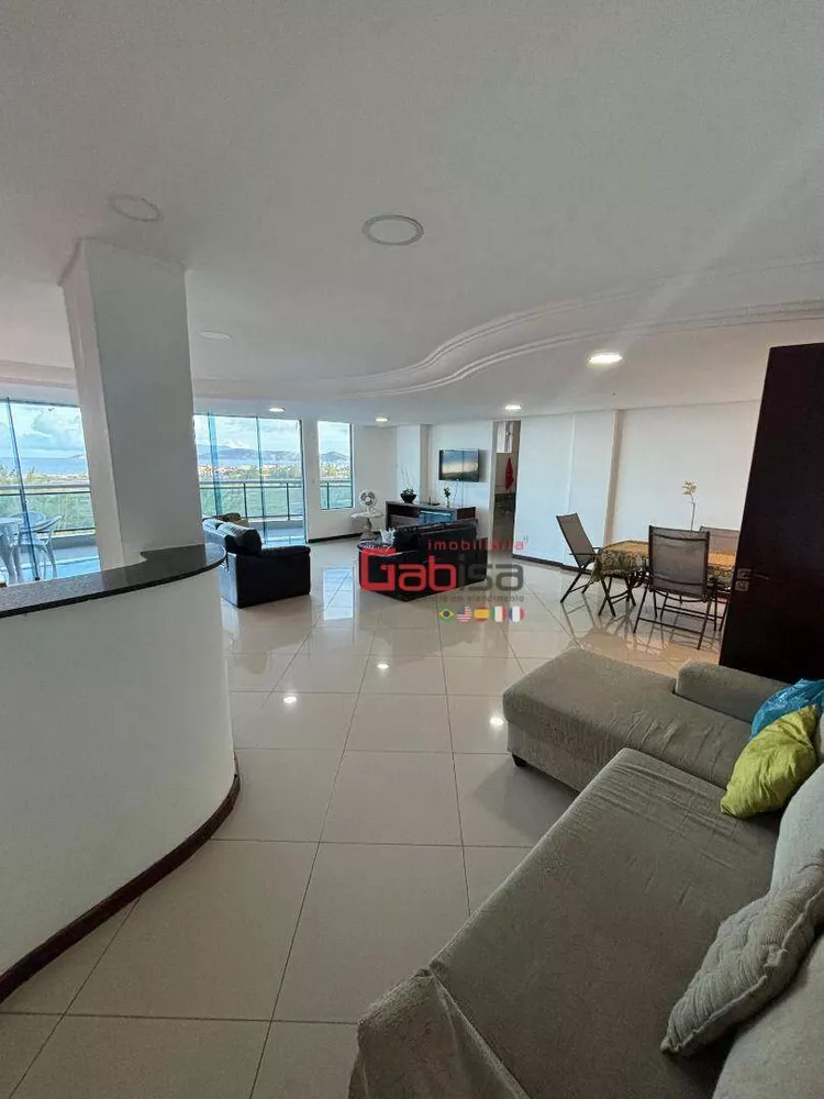 Apartamento, 3 quartos, 220 m² - Foto 1