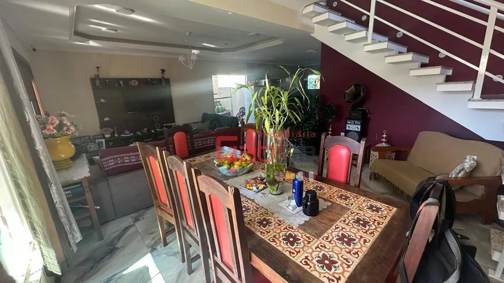 Casa, 4 quartos, 220 m² - Foto 4