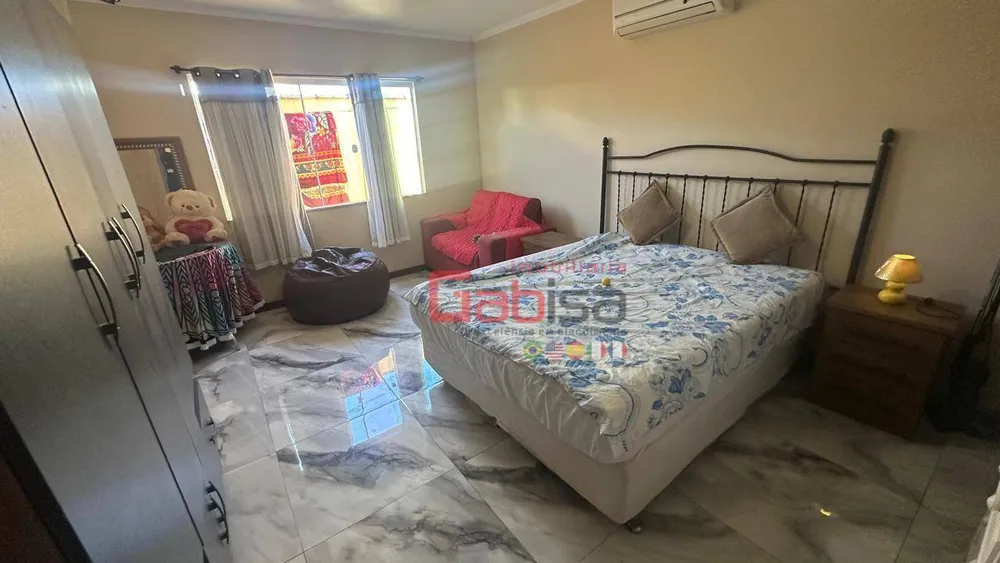Casa, 4 quartos, 220 m² - Foto 20