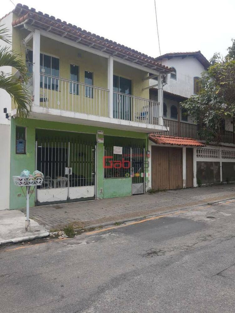 Casa à venda com 2 quartos, 175m² - Foto 1
