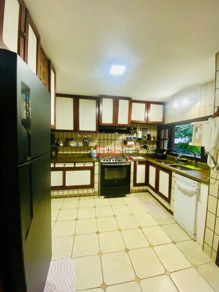 Casa, 3 quartos, 260 m² - Foto 3