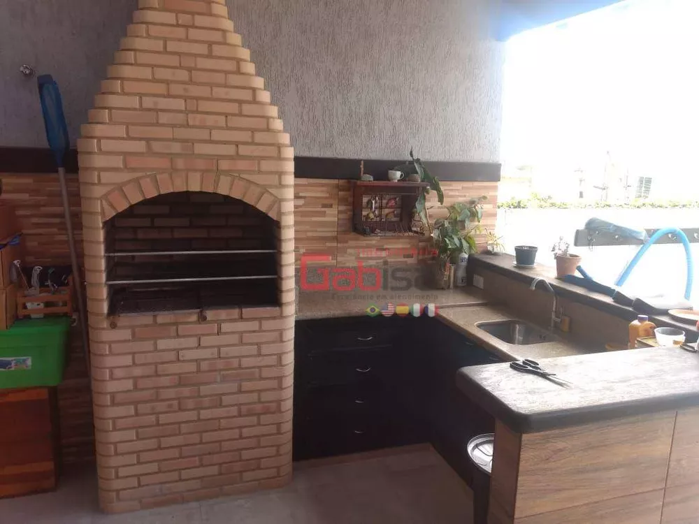Casa, 3 quartos, 240 m² - Foto 30