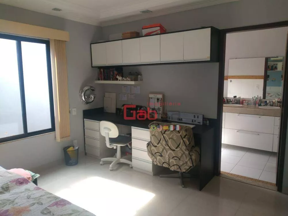 Casa, 3 quartos, 240 m² - Foto 15