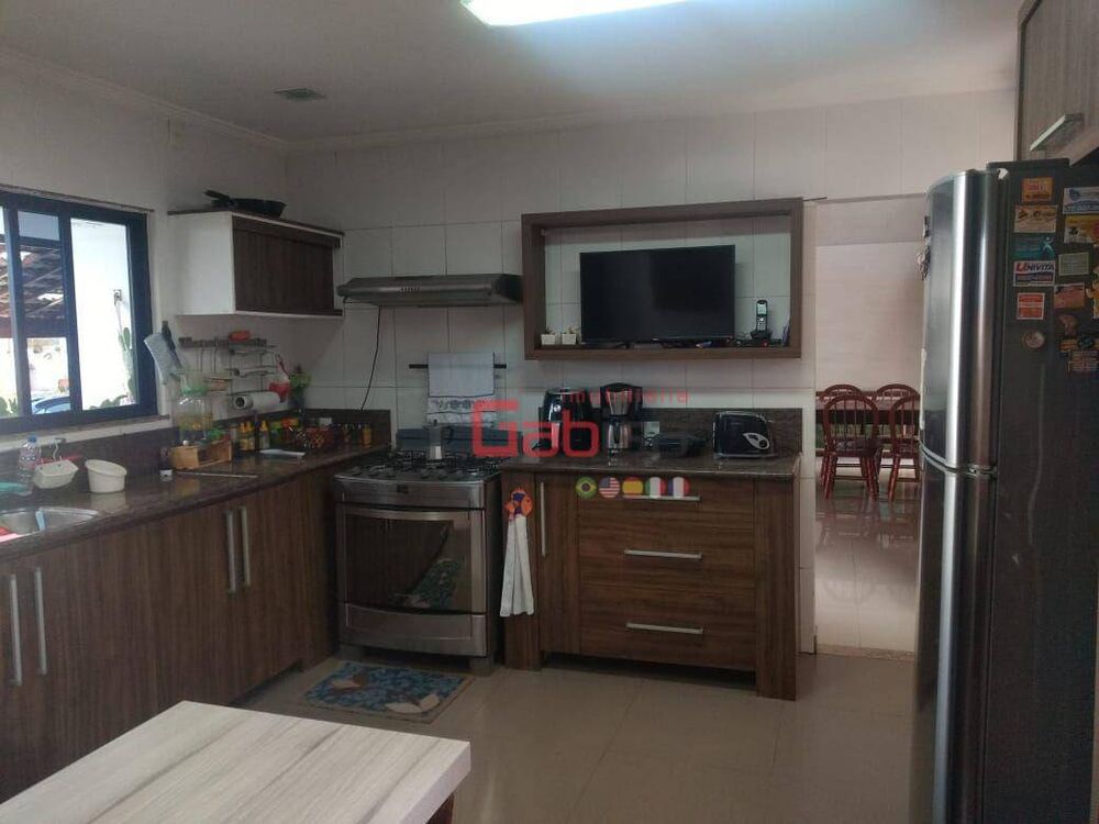 Casa, 3 quartos, 240 m² - Foto 5